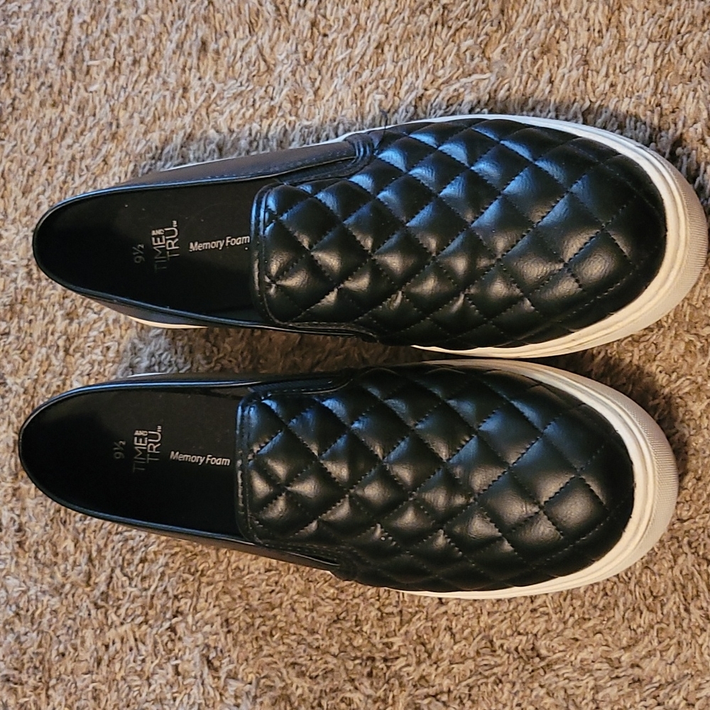 Women's Slip On Shoes